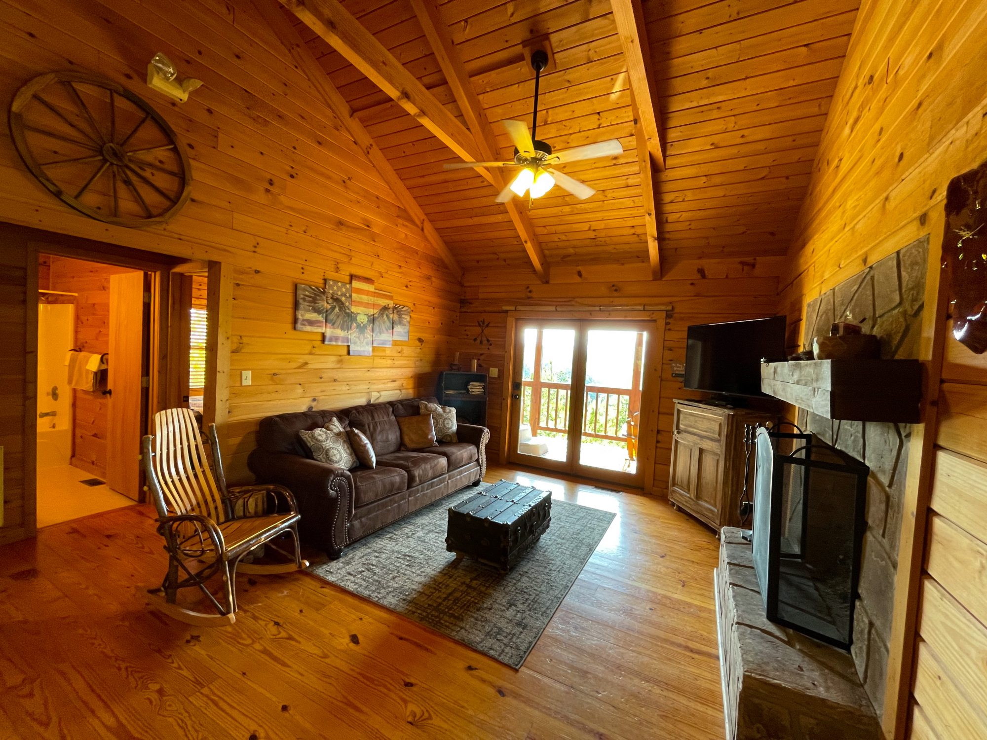 Soaring Eagle Cabin Rental in the Smoky Mountains