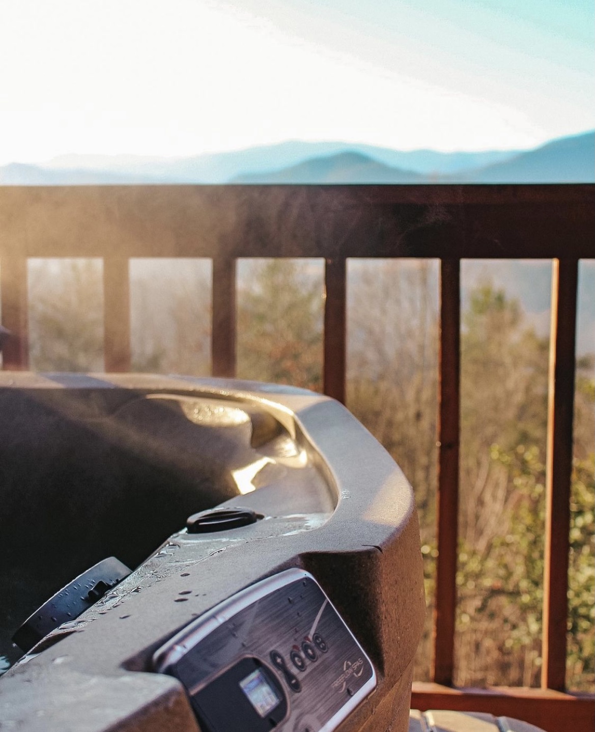 hot tub with view of the smokies