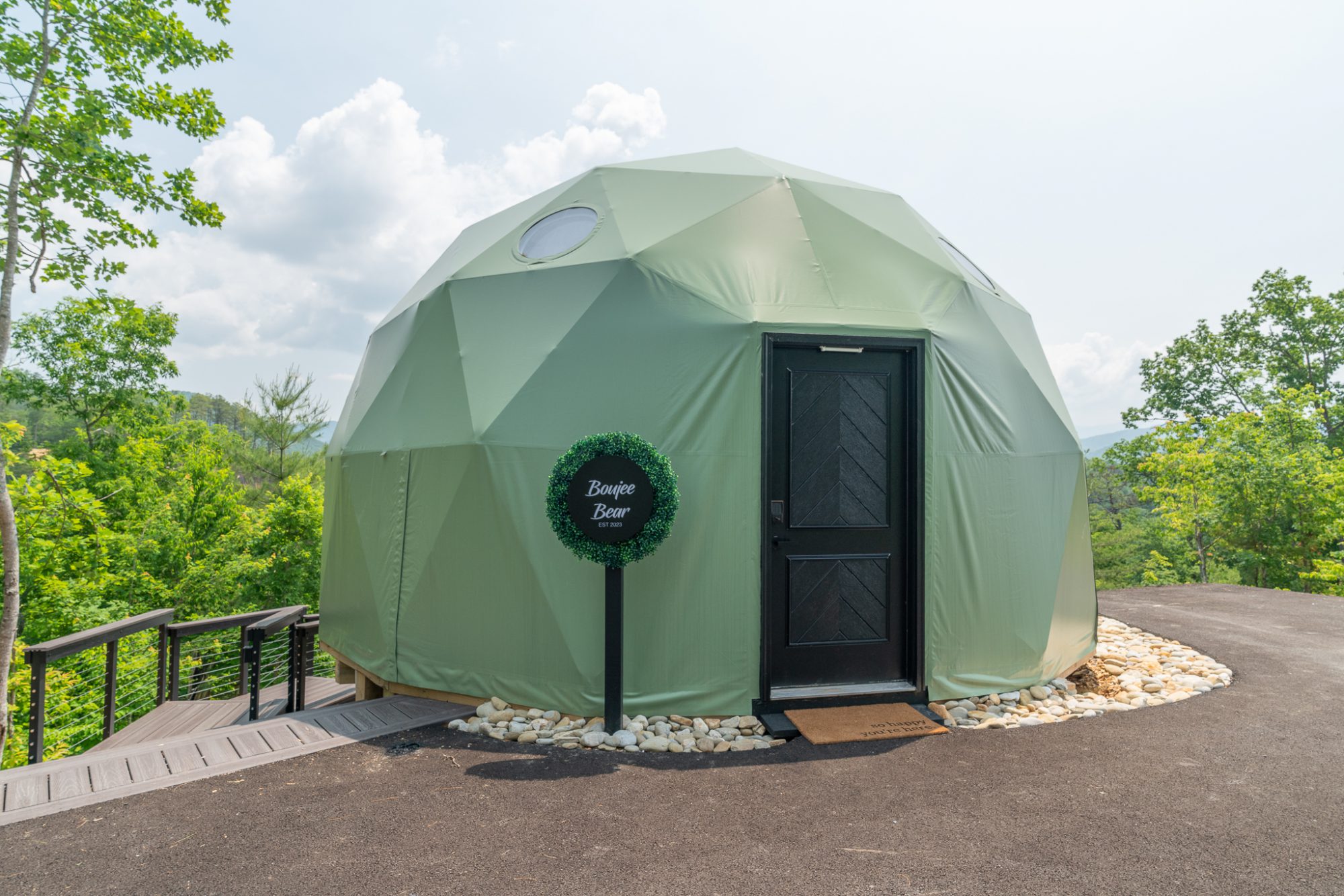 boujee bear dome in the smokies