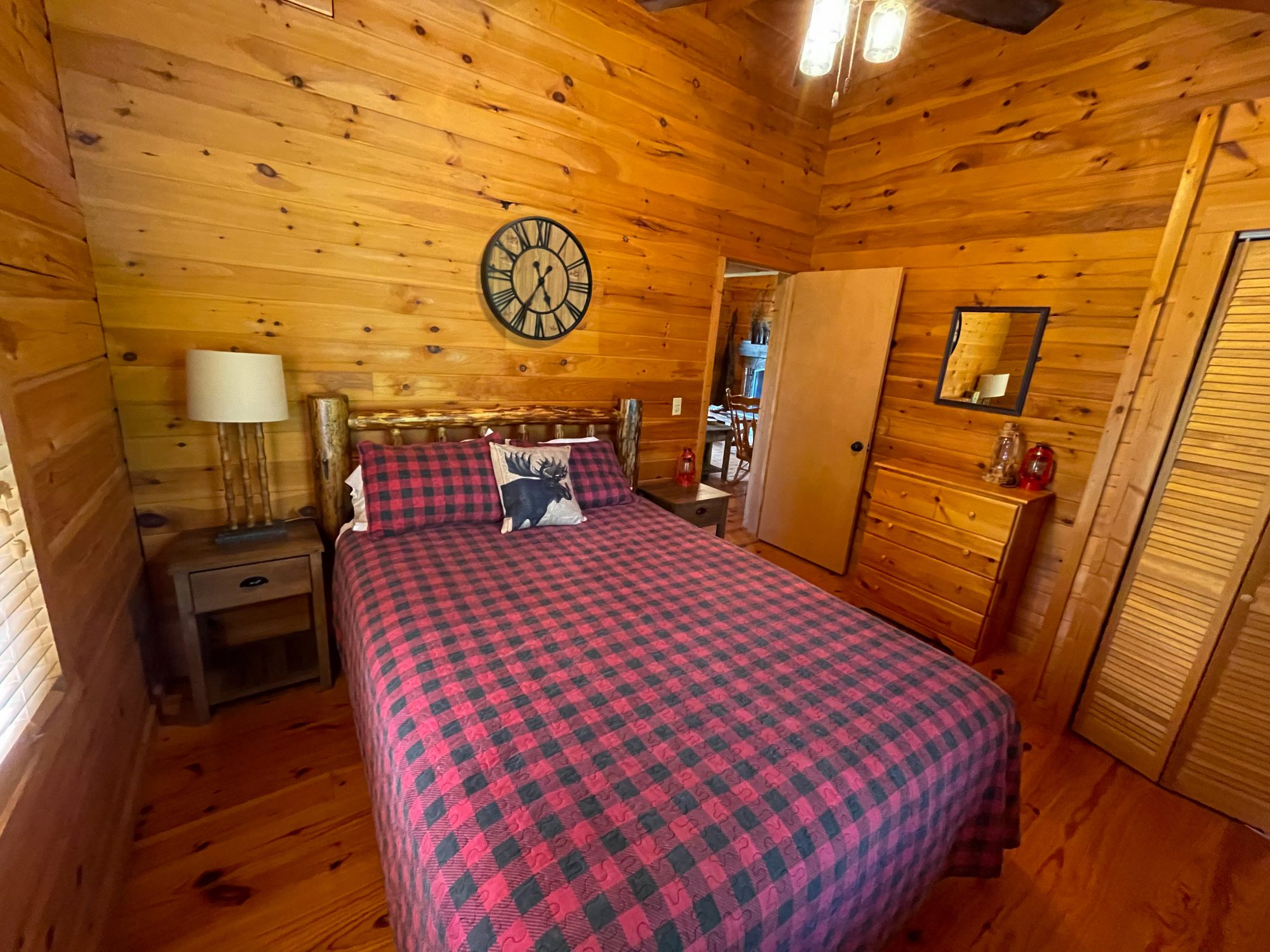 Cabin bedroom